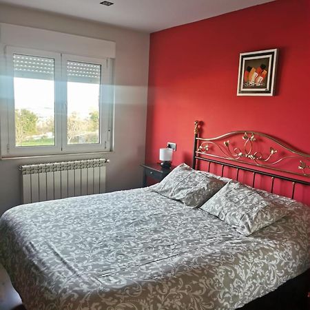 Casa Con Finca En Oviedo El Casero ภายนอก รูปภาพ