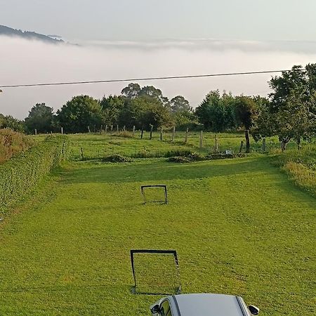 Casa Con Finca En Oviedo El Casero ภายนอก รูปภาพ