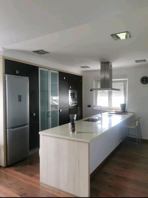 Casa Con Finca En Oviedo El Casero ภายนอก รูปภาพ